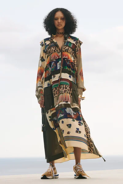 Look 25